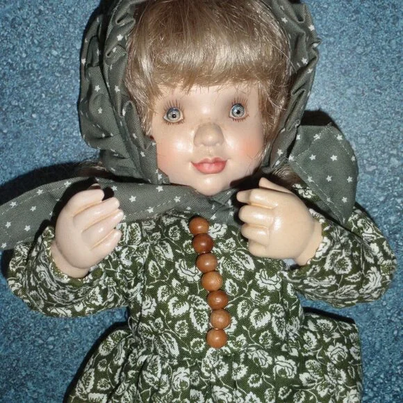 Emily ANRI Wood Carved 14 Doll by Sarah Kay Signed With Basket And Box RARE!